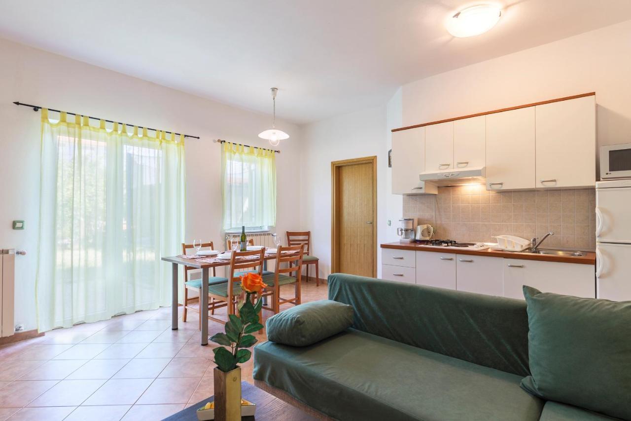 Apartments Pino Pula Ngoại thất bức ảnh