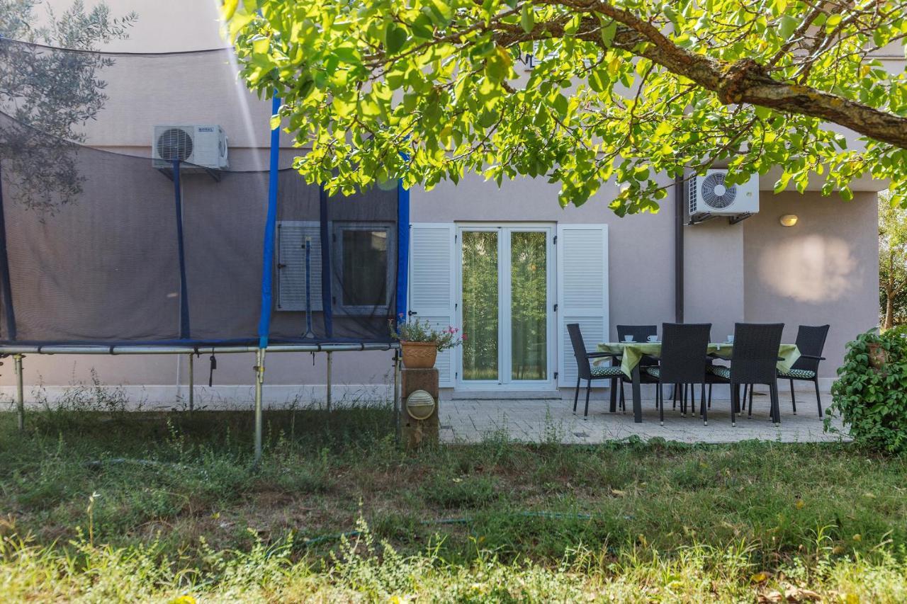 Apartments Pino Pula Ngoại thất bức ảnh