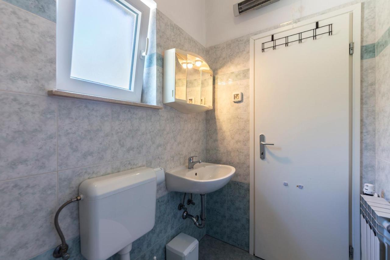 Apartments Pino Pula Ngoại thất bức ảnh