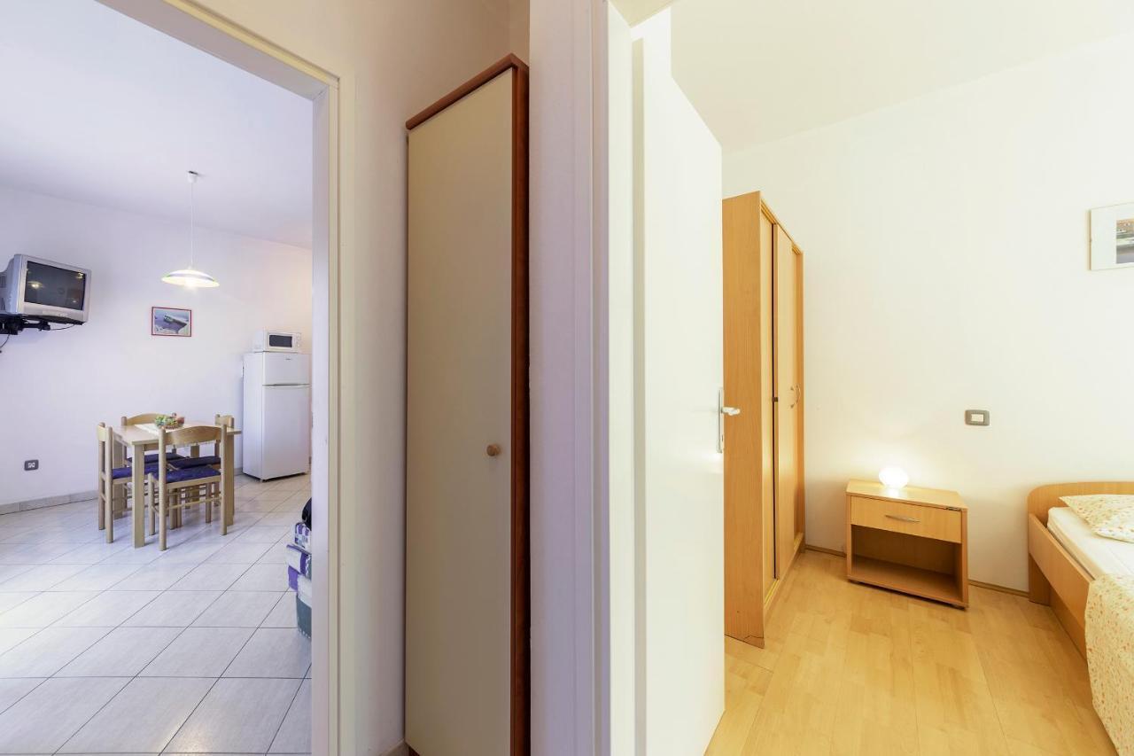 Apartments Pino Pula Ngoại thất bức ảnh